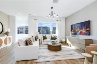 Photo #5: OC25236929 Listing 