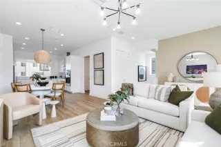 Photo #6: OC25236929 Listing 