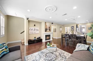 Photo #4: OC25237059 Listing 