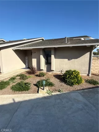 Photo #2: OC25237301 Listing 