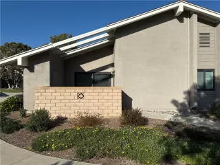 Photo #3: OC25237301 Listing 