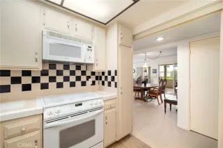 Photo #3: OC25237381 Listing 