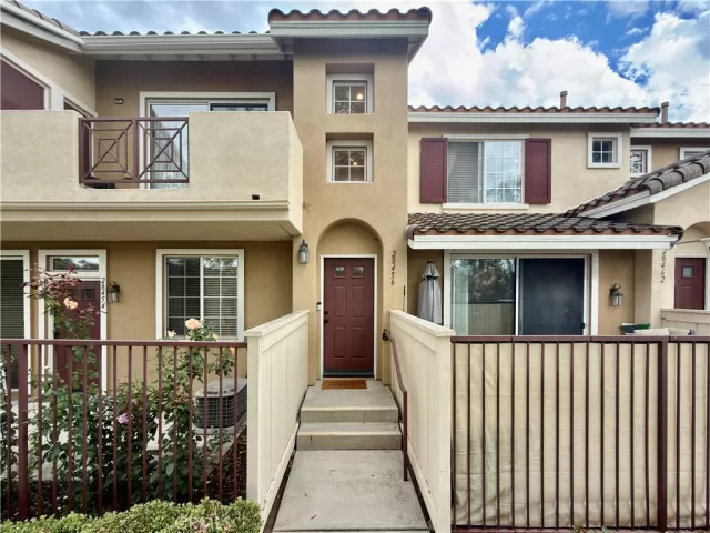 MLS: OC25237404 Condo For Sale