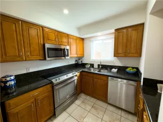 Photo #6: OC25237419 Listing