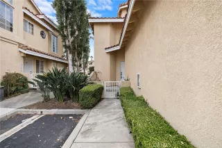 Photo #4: OC25237502 Listing