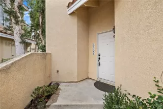 Photo #5: OC25237502 Listing