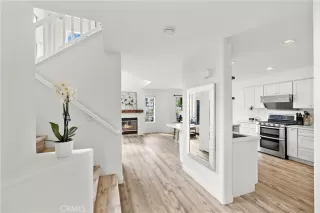 Photo #6: OC25237502 Listing