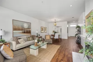 Photo #6: OC25237716 Listing 