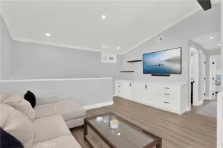 Photo #3: OC25237923 Listing 