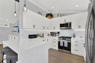 Photo #6: OC25237923 Listing 