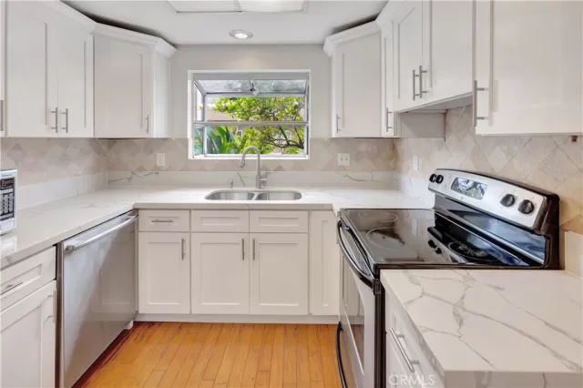 MLS: OC25237972 Condo For Sale