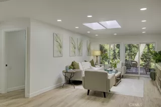 Photo #6: OC25238163 Listing 