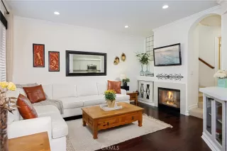 Photo #4: OC25238191 Listing 