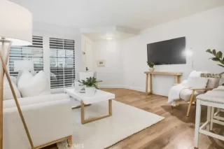 Photo #5: OC25238277 Listing 