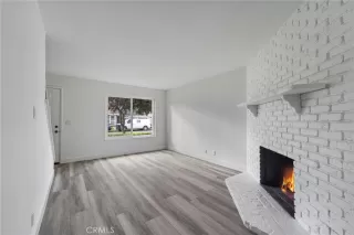 Photo #6: OC25238917 Listing 