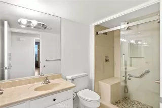 Photo #6: OC25239169 Listing