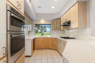 Photo #5: OC25239198 Listing