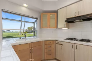 Photo #6: OC25239198 Listing