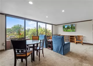 Photo #2: OC25239280 Listing