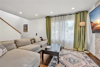 Photo #3: OC25239283 Listing 