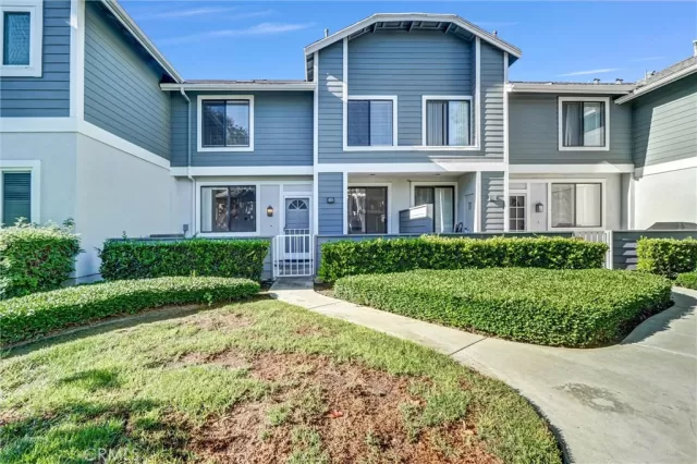 MLS: OC25239517 Condo For Sale