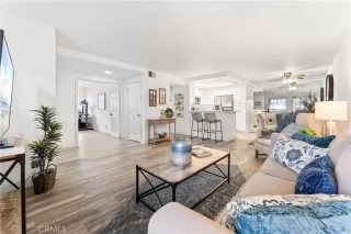 Photo #2: OC25239528 Listing 