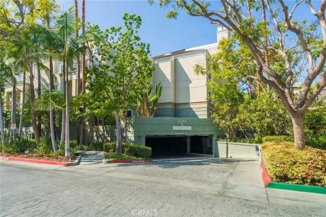 MLS: OC25239545 Condo For Sale