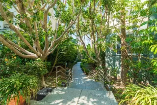 Photo #4: OC25239545 Listing