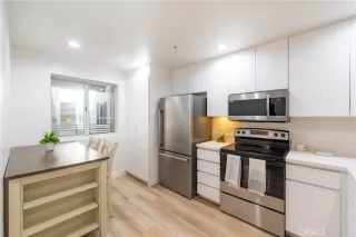 Photo #6: OC25239545 Listing