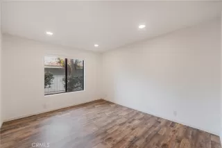 Photo #5: OC25239803 Listing 