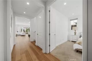 Photo #2: OC25240163 Listing