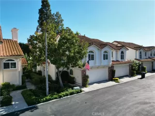 Photo #2: OC25240290 Listing 