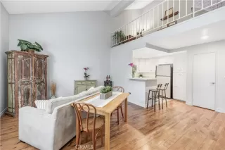 Photo #4: OC25240569 Listing 