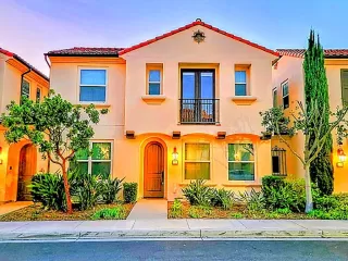 Photo #3: OC25240805 Listing 