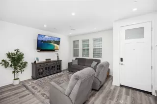 Photo #3: OC25240917 Listing 