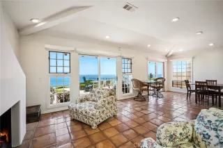 Photo #6: OC25241817 Listing