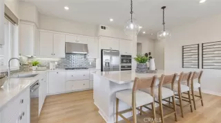 Photo #1: OC25242023 Listing 