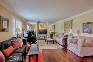 Photo #4: OC25243027 Listing