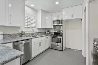 Photo #5: OC25243251 Listing 