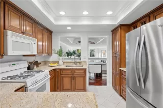 Photo #4: OC25243324 Listing 