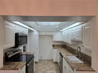 Photo #2: OC25243353 Listing 