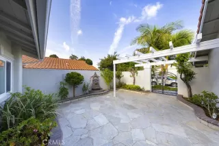 Photo #4: OC25243522 Listing 