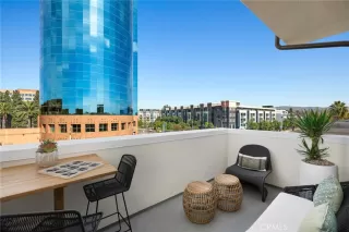 More Details about MLS # OC25243640 : 1818 E. 1ST STREET 500