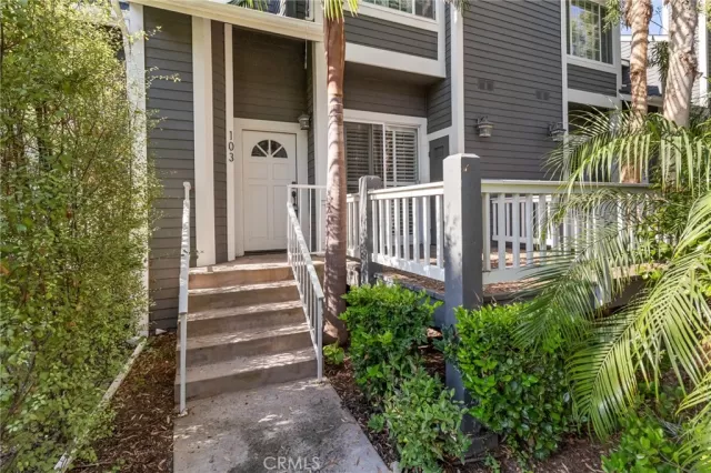 MLS: OC25244180 Condo For Sale
