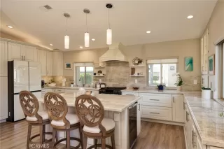 Photo #6: OC25244273 Listing 