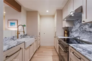 Photo #4: OC25244583 Listing 