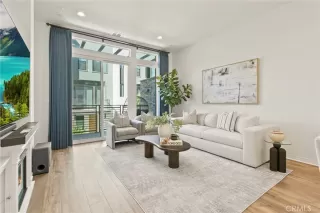 Photo #2: OC25244956 Listing 