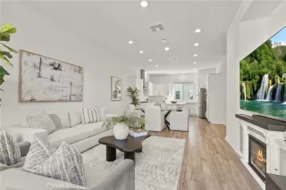 Photo #3: OC25244956 Listing 