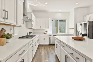 Photo #5: OC25244956 Listing 