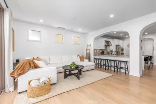 Photo #2: OC25245055 Listing 